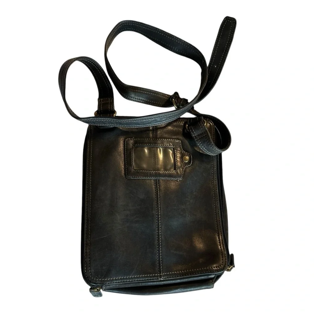 Fossil Black Leather Crossbody Bag with Adjustable Strap